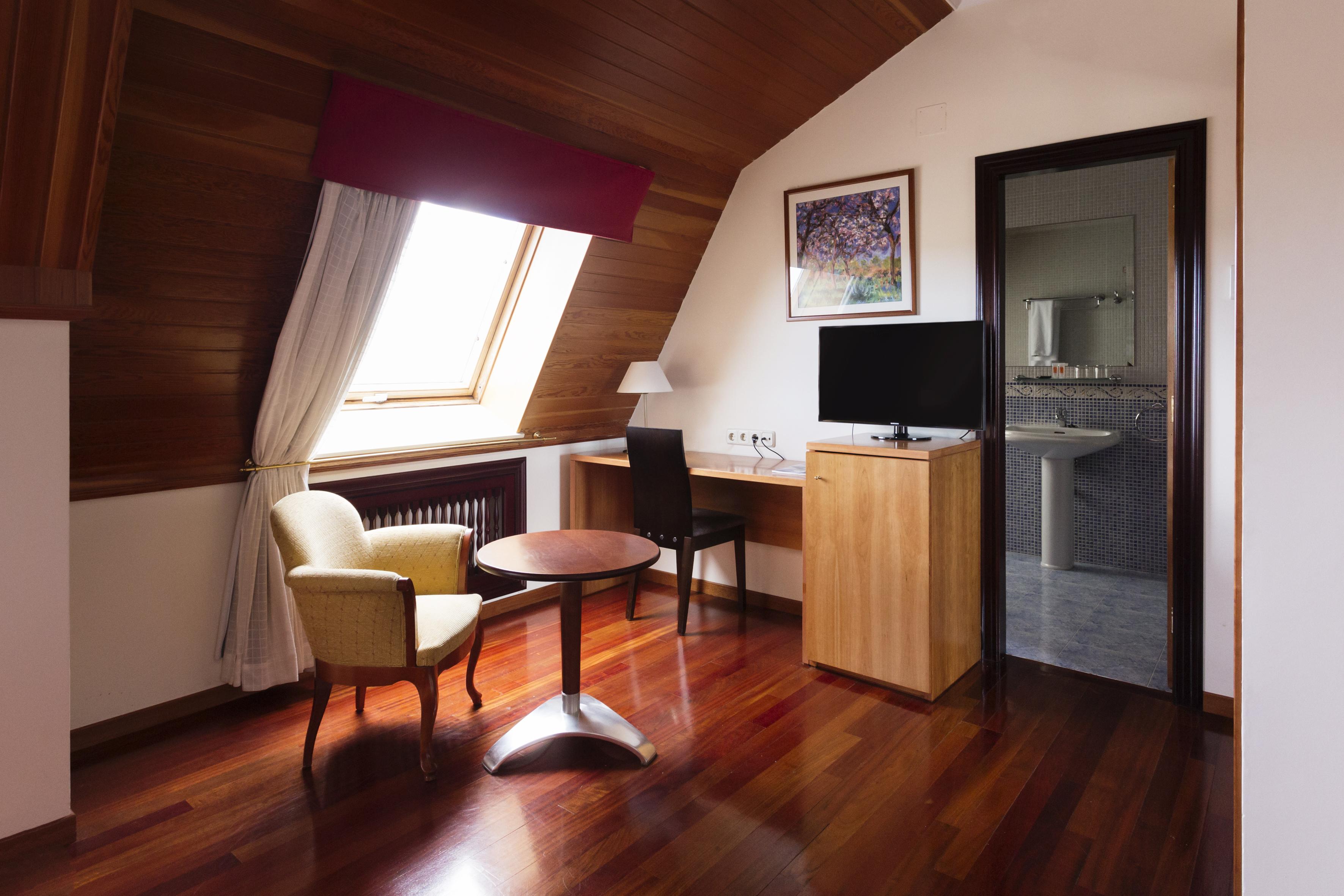 Hotel Valencia Феррол Экстерьер фото