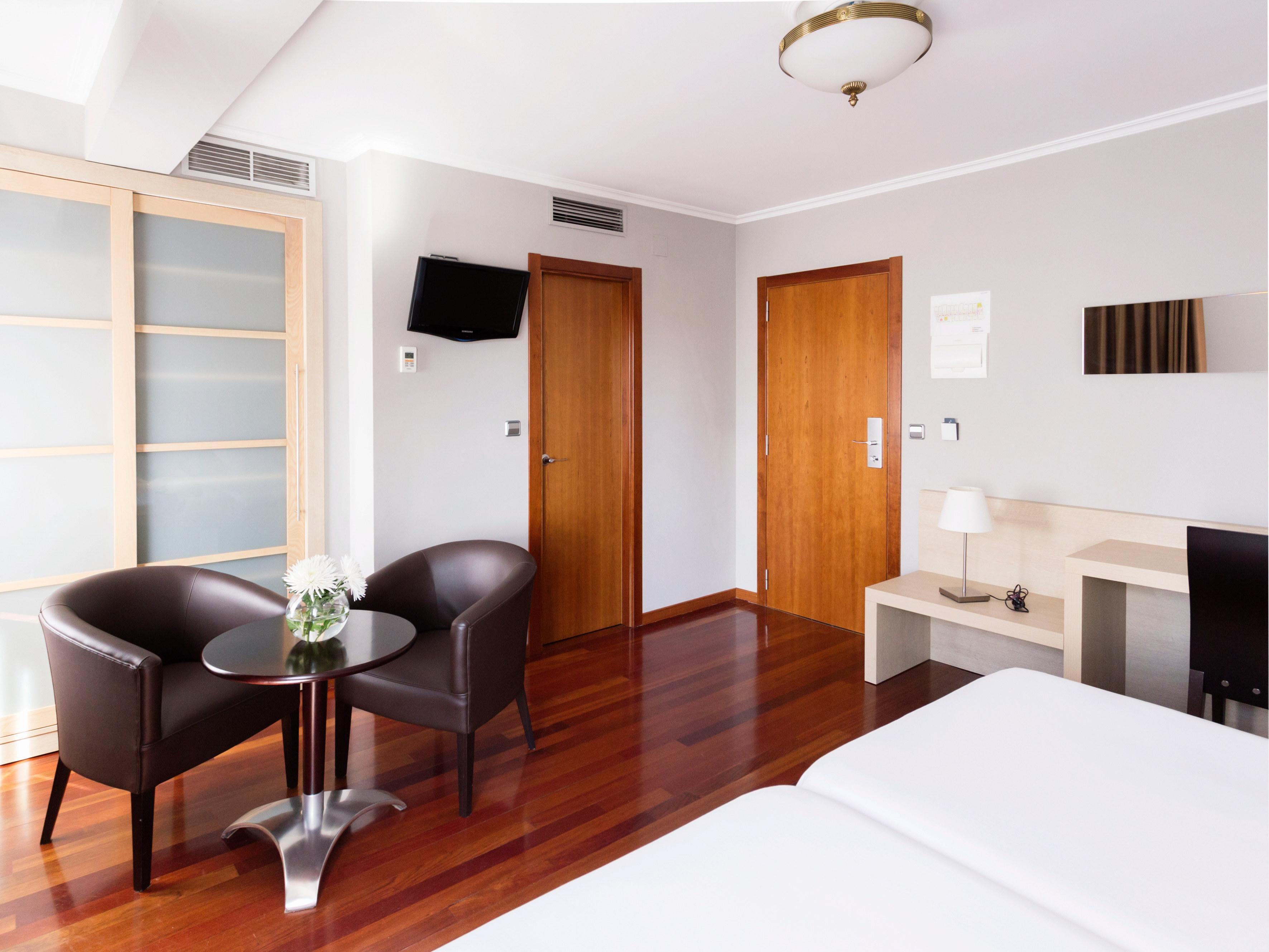 Hotel Valencia Феррол Экстерьер фото