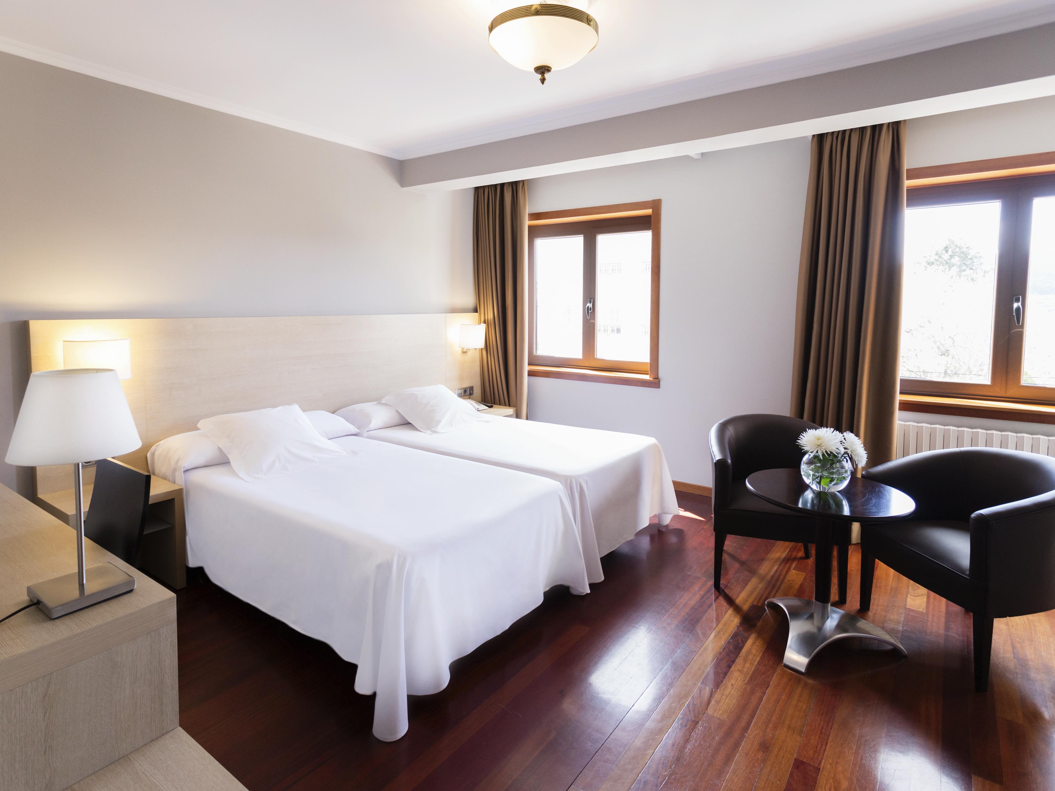 Hotel Valencia Феррол Экстерьер фото