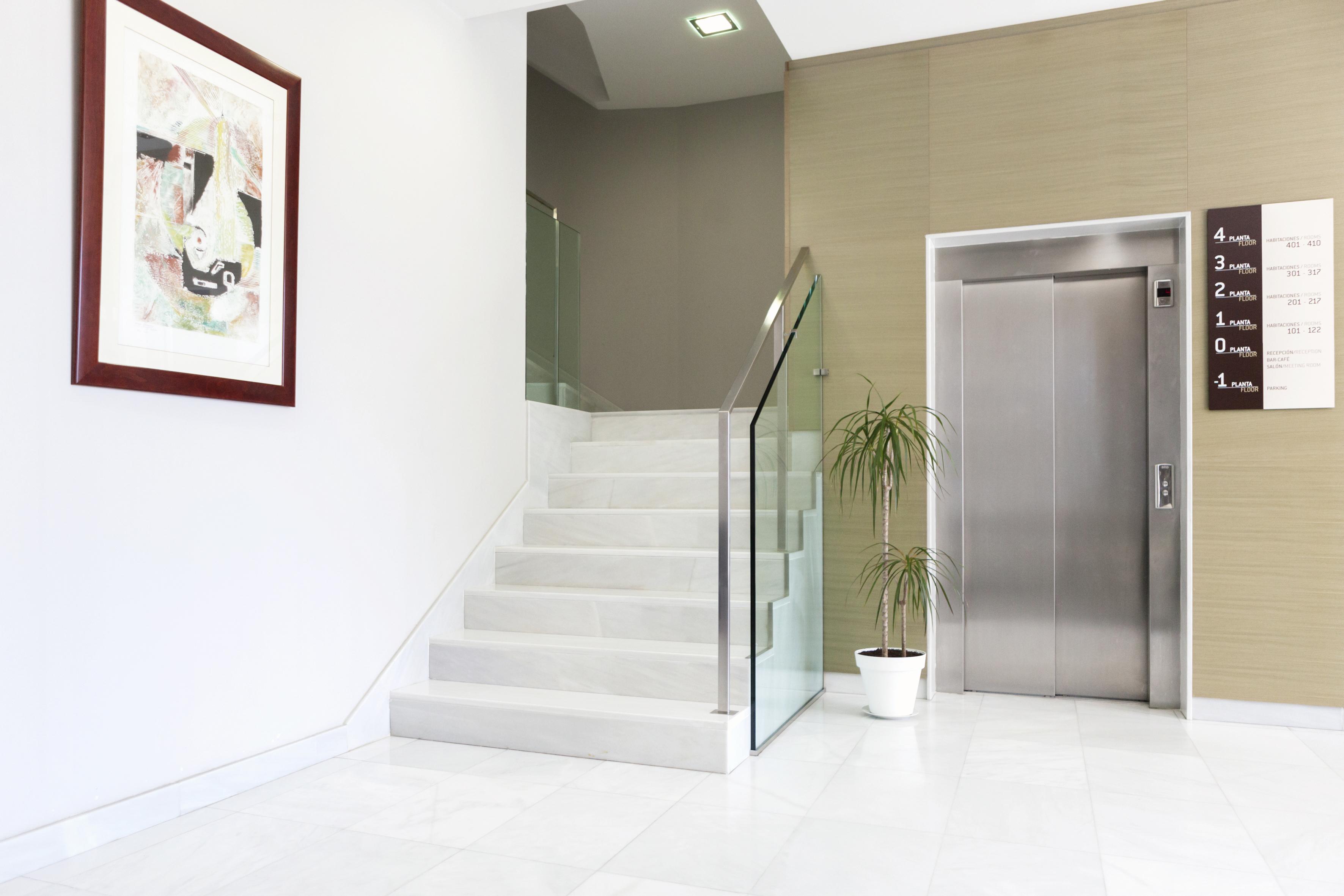 Hotel Valencia Феррол Экстерьер фото