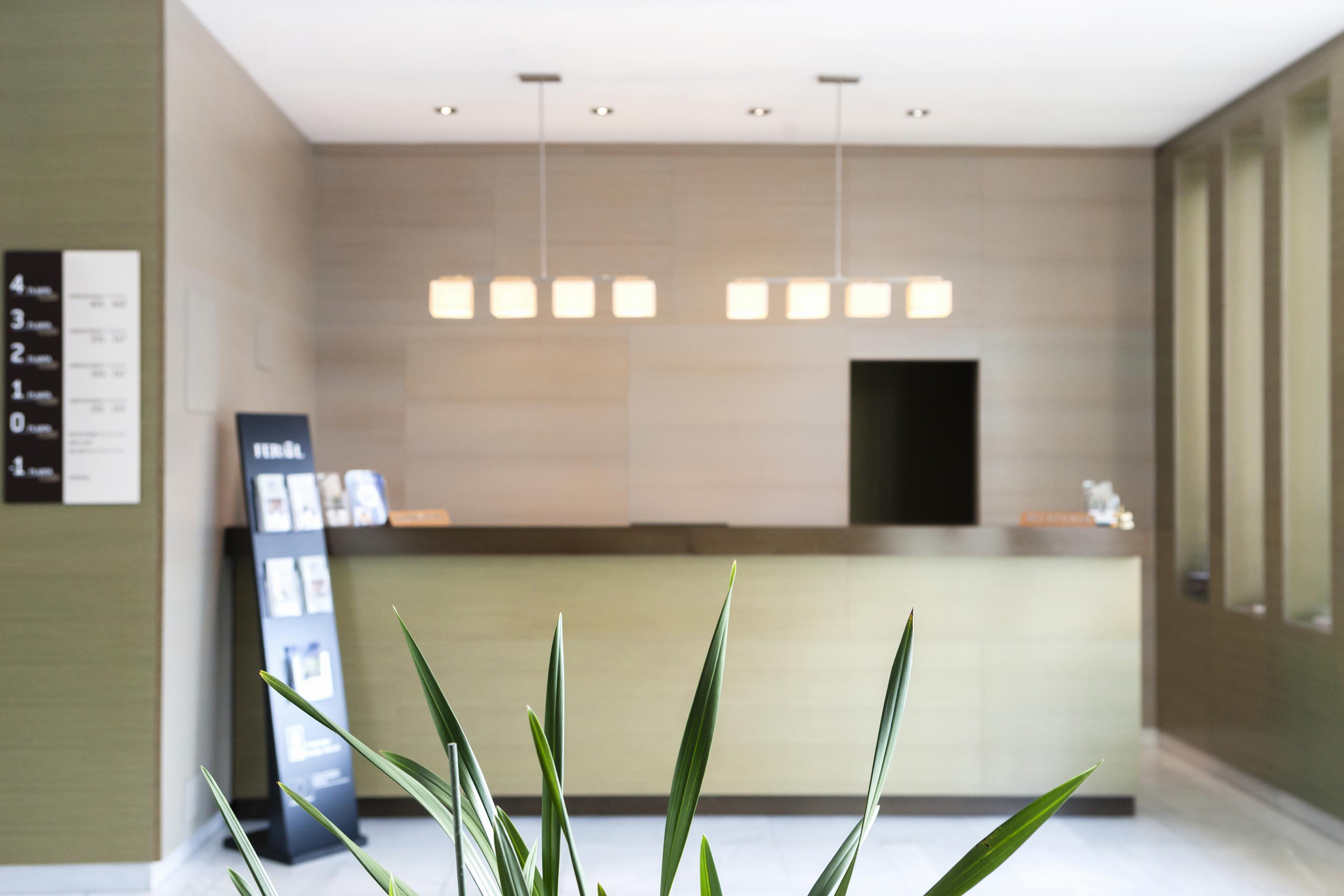 Hotel Valencia Феррол Экстерьер фото