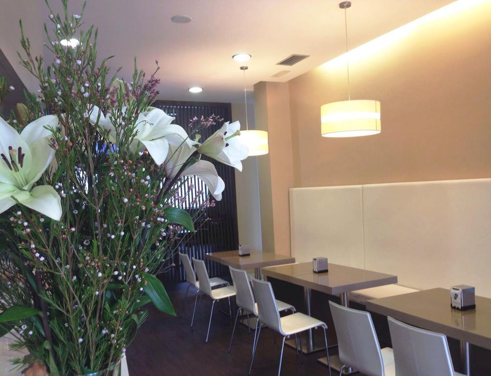 Hotel Valencia Феррол Экстерьер фото
