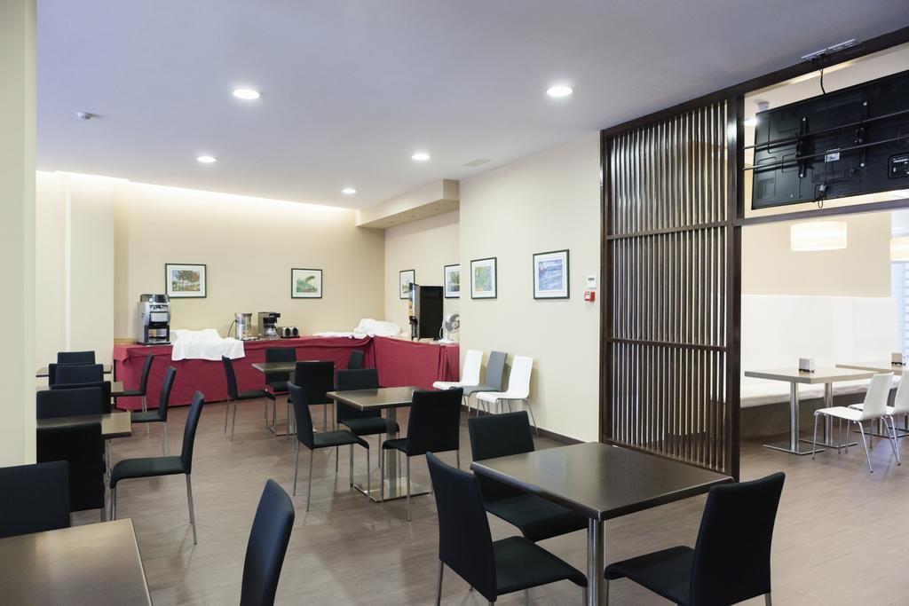 Hotel Valencia Феррол Экстерьер фото
