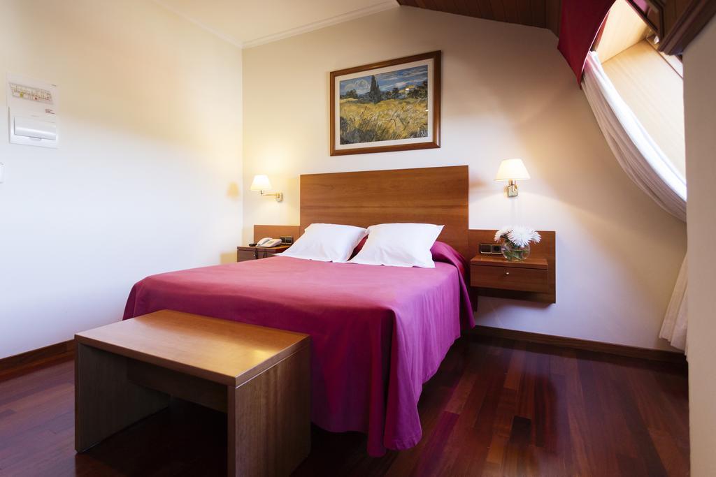 Hotel Valencia Феррол Экстерьер фото