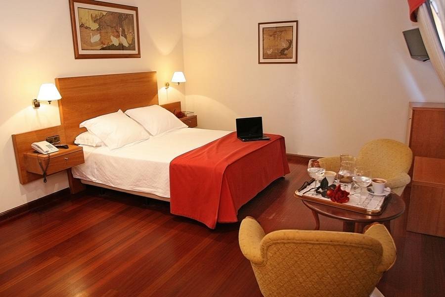 Hotel Valencia Феррол Экстерьер фото